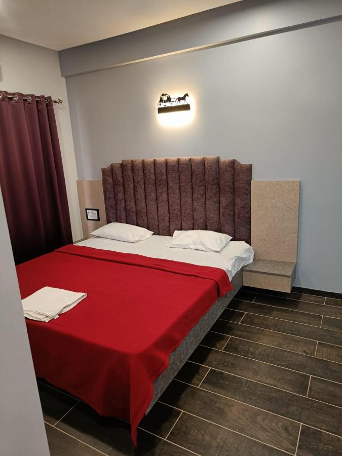 Ragvi Resort Alībāg Zewnętrze zdjęcie